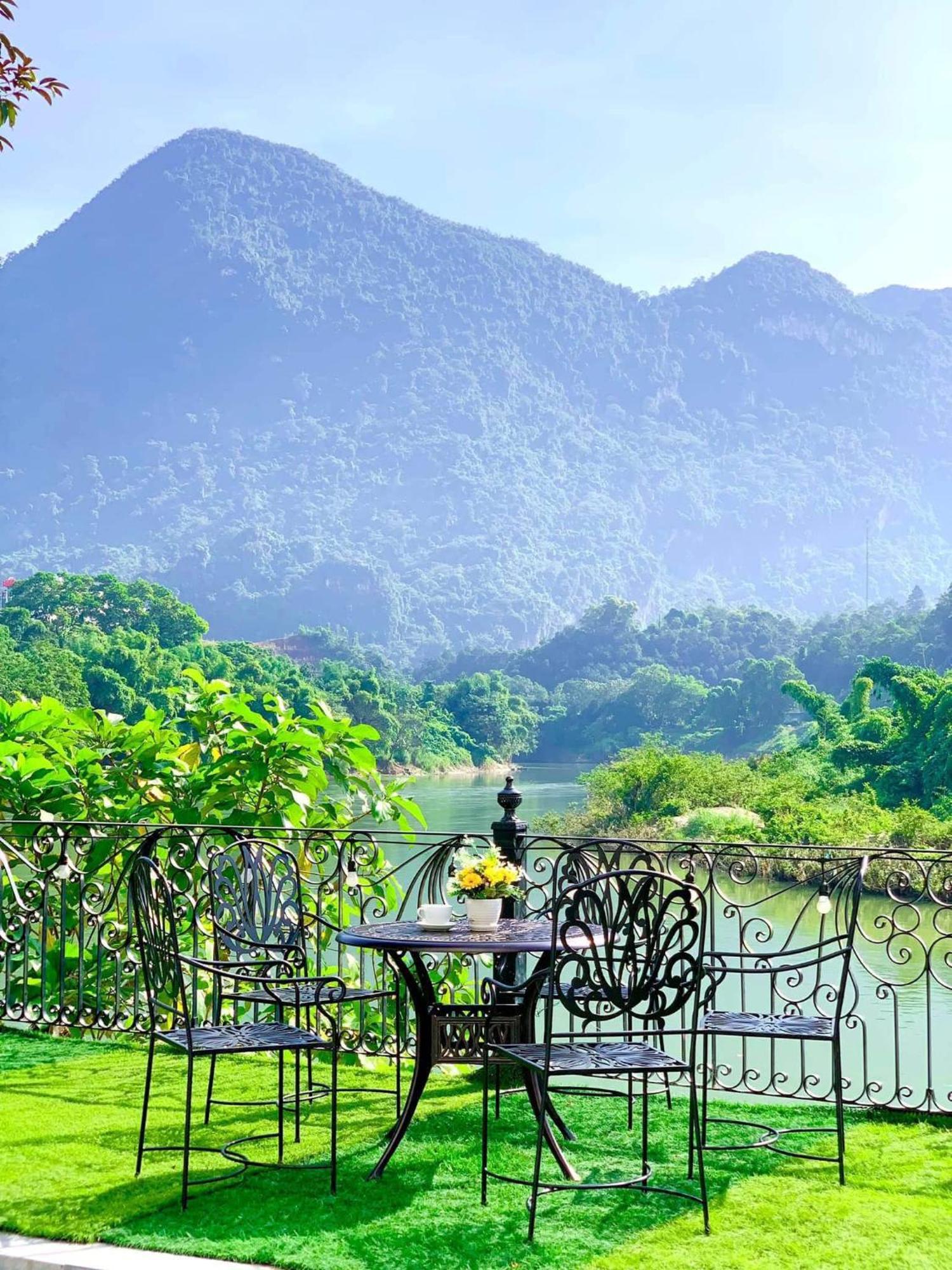 Phoenix Hotel Ha Giang Exteriér fotografie